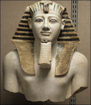 Thutmose III Takes over the Throne of Egypt (Power Shifts to Hatshepsut)