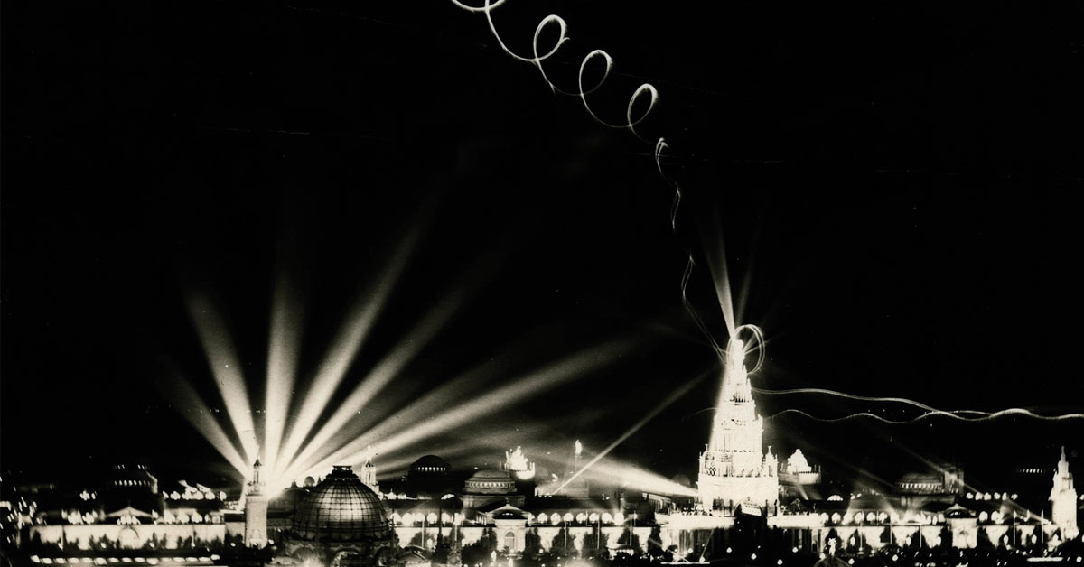 1922- Captain Cyril Turner gives 1st skywriting exhibition in NYC, spelling out “Hello USA”