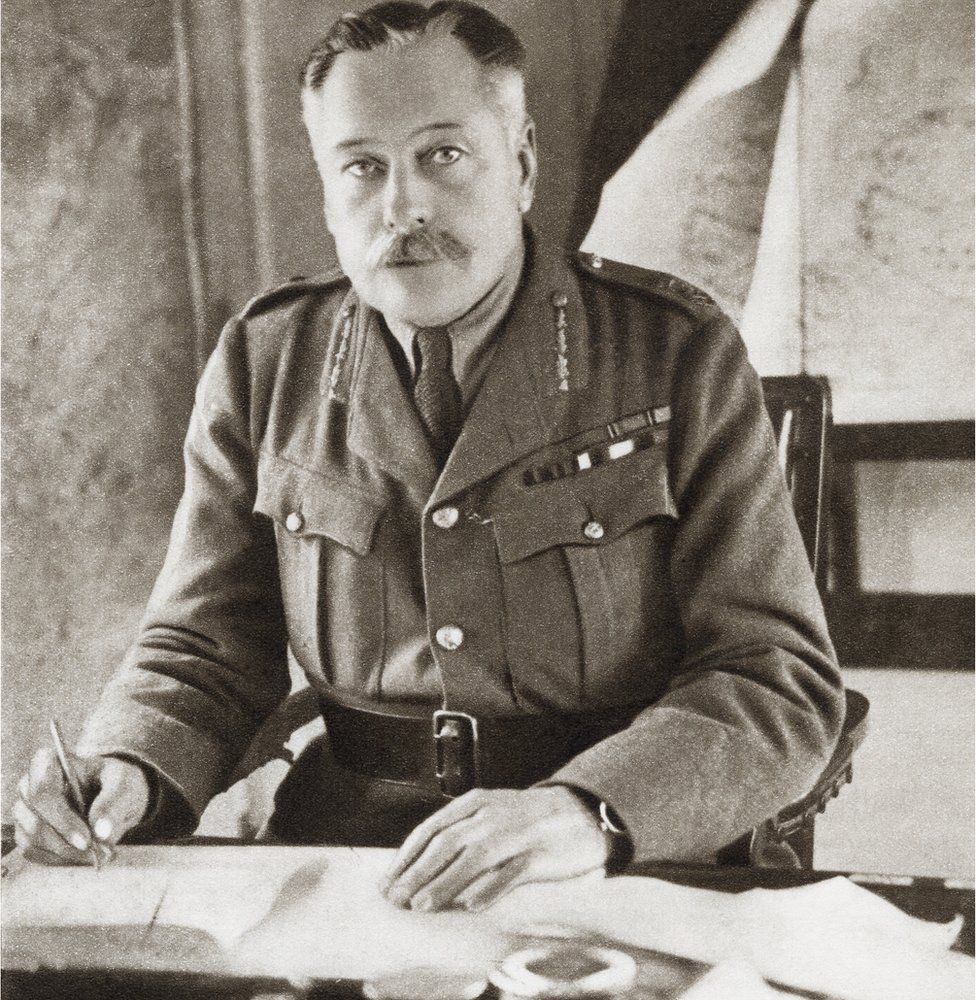 1916- Douglas Haig calls off the Battle of the Somme in WW1 after casualties hit 1 million