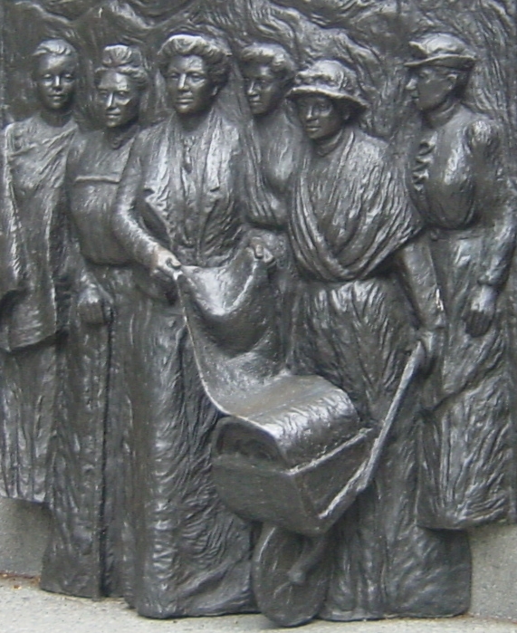 Copy of Statue of Women Suffragettes in New Zealand