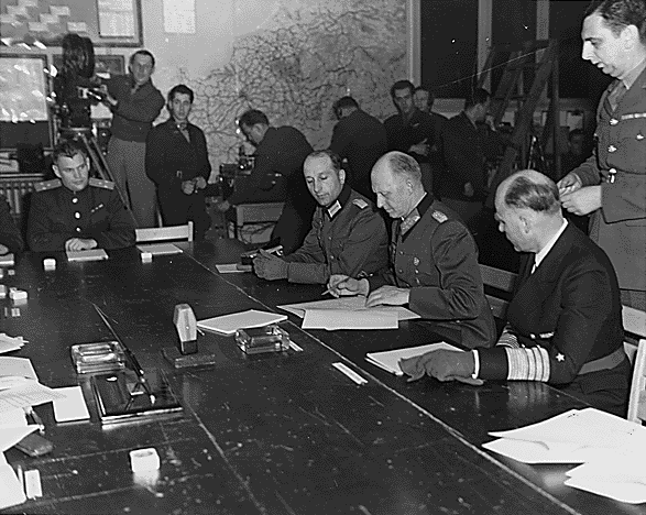 ay 7, 1945 – Germany Signed an Unconditional Surrender, Ending World War II