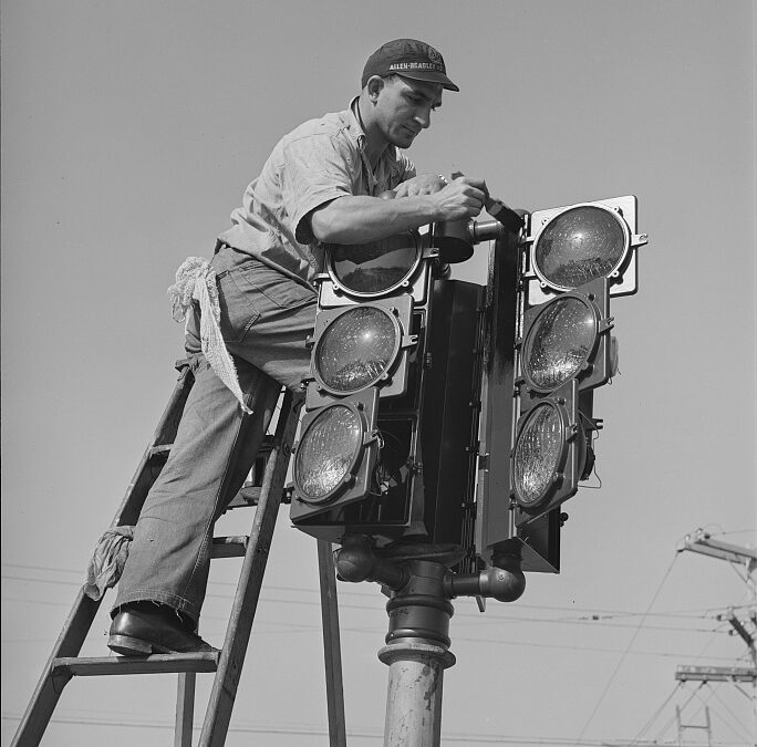 August 5, 1914 – Cleveland Flips the Switch on the World’s First Electric Traffic Light